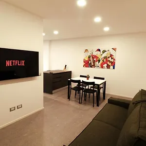 Appartamento Hosting Studio - 2, Sondrio
